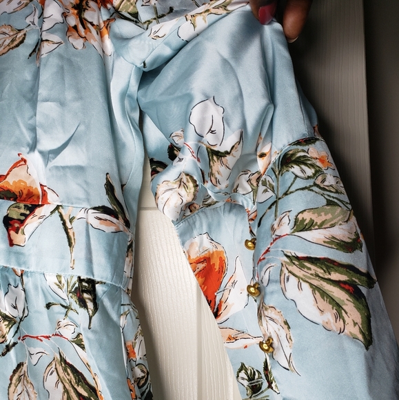 Top - Picture 8 of 8